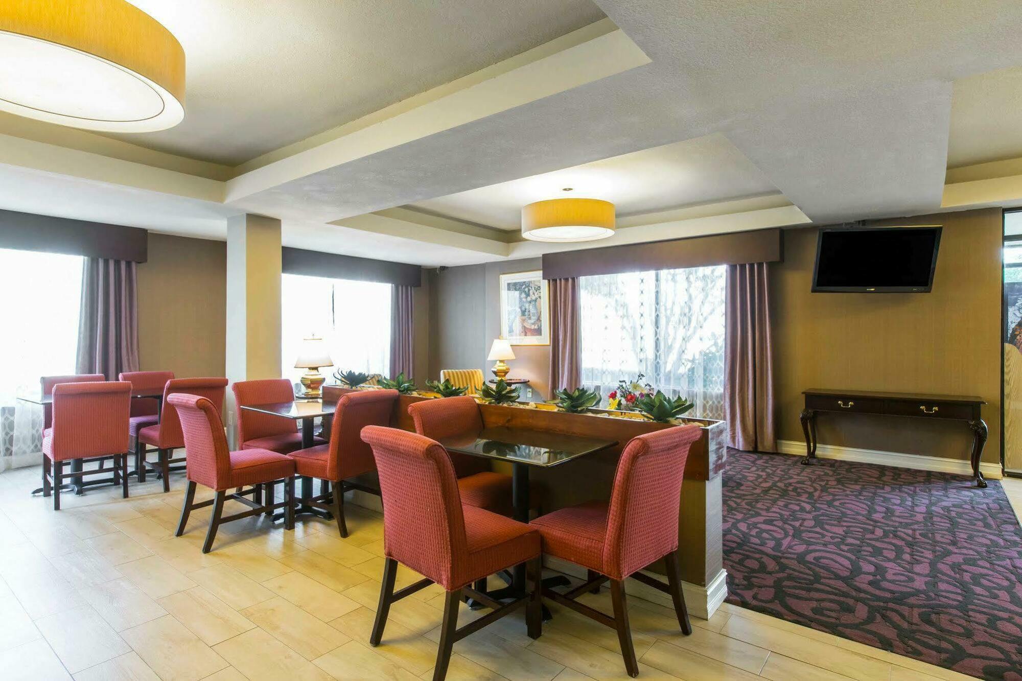 Royal Palms Inn Stockbridge Luaran gambar